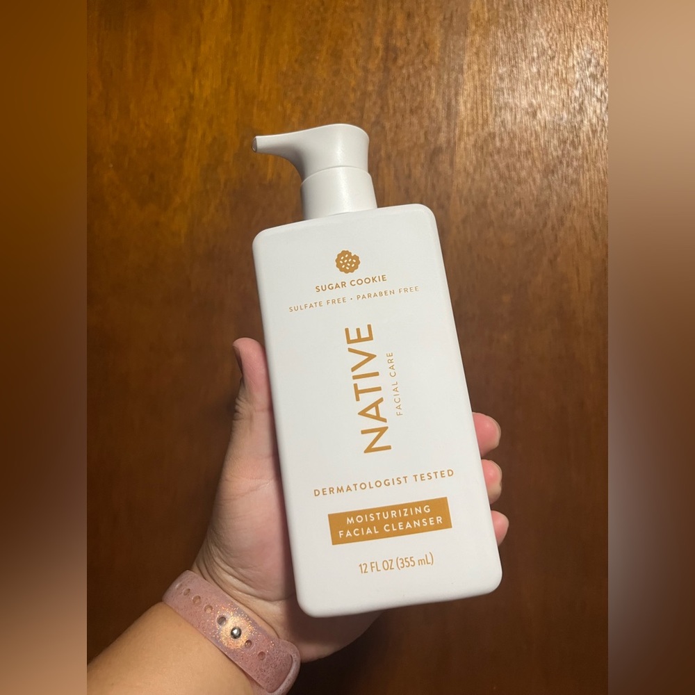 Native Moisturizing Facial Cleanser Sugar Cookie 12 oz